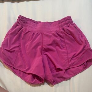 Hotty Hot Lined Short 4 inch